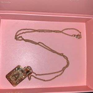 Cali Tiger Letter Necklace (A)